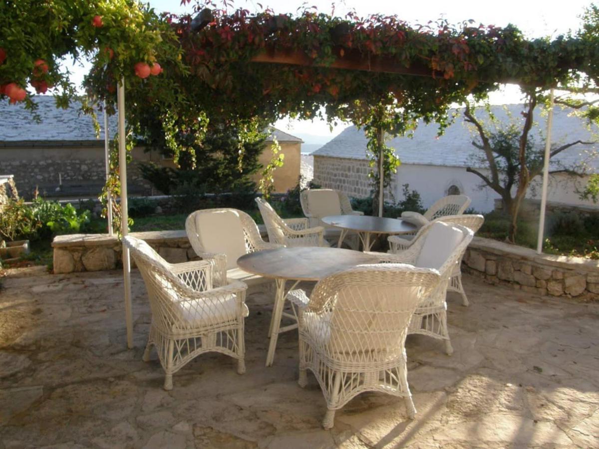 Apartments Adriana โบล ภายนอก รูปภาพ