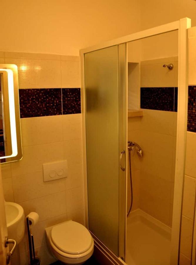Apartments Adriana โบล ภายนอก รูปภาพ