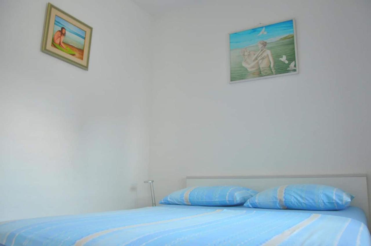 Apartments Adriana โบล ภายนอก รูปภาพ